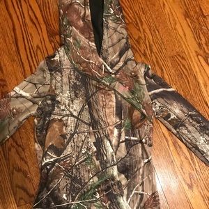 Under Armour RealTree Camo Hoodie NWOT